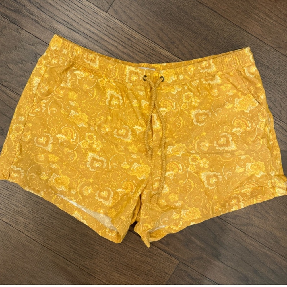 Toad&Co Women's Boundless Shorts in Lemon Paisley Size XL